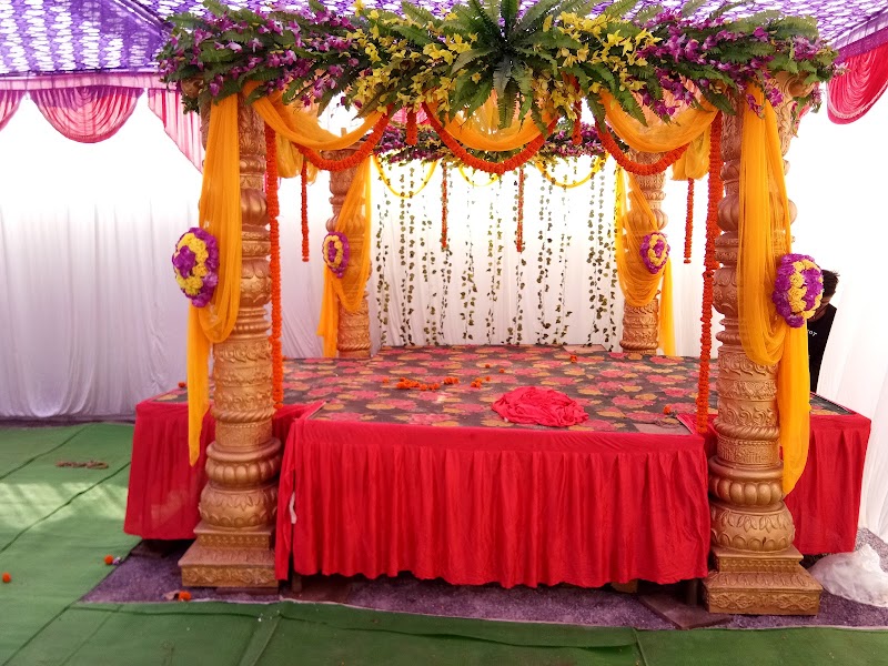 Red rose flower decoration - Red rose flower decoration, Sai mandir road sector 6, Sector 6, Bhilai, Chhattisgarh 490006, India