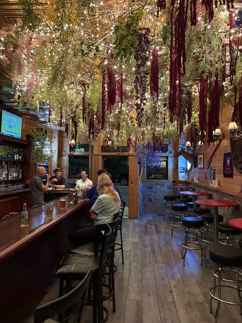 The Cabin at Old Irving - The Cabin at Old Irving 4104 N Pulaski Rd, Chicago, IL 60641, USA