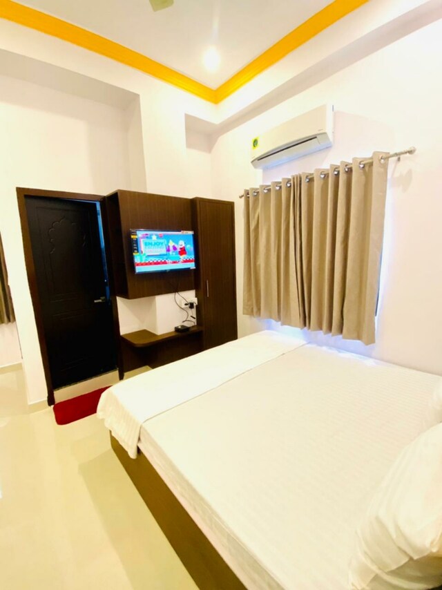 Hotel O Data Shree - Hotel O Data Shree opposite hiraman tower, Sector 14, Hiran Magri, Udaipur, Gordhan Vilas Rural, Rajasthan 313001, India