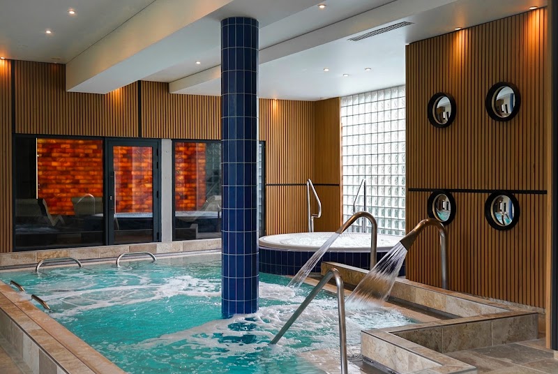 Quintessia Hôtel & Spa - Nantes Orvault - Quintessia Hôtel & Spa - Nantes Orvault 24 Chem. des Marais du Cens, 44700 Orvault, France