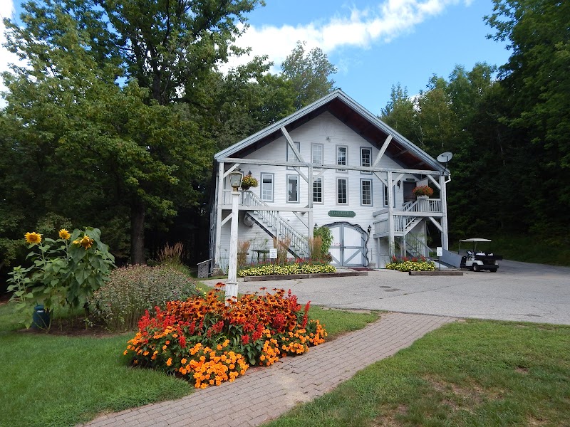 Christmas Farm Inn and Spa - Christmas Farm Inn and Spa 3 Blitzen Way, Jackson, NH 03846, USA