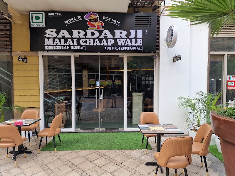 SardarJi Malai Chaap Wale - SardarJi Malai Chaap Wale Ground Floor, M3M Urbana Premium, R3-29, Ramgarh, Sector 67, Gurugram, Haryana 122101, India
