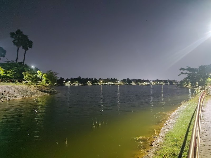 Puzhuthivakkam Lake - Puzhuthivakkam Lake 11/10, Elumalai Nagar, Annai Theresa Nagar, Adambakkam, Chennai, Tamil Nadu 600091, India