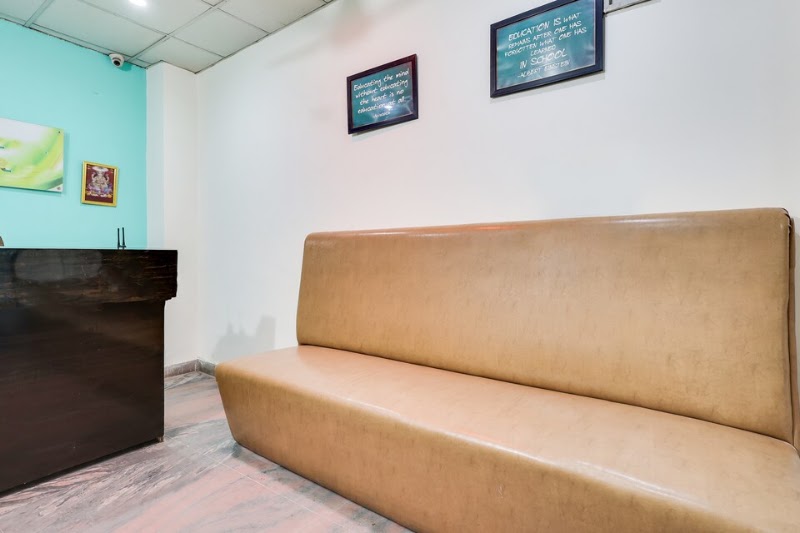 Hotel O by OYO Lemonade - Hotel O by OYO Lemonade Rz-20F, Syndicate market, Palam Colony, Raj Nagar II Extension, Palam, Delhi, 110077, India