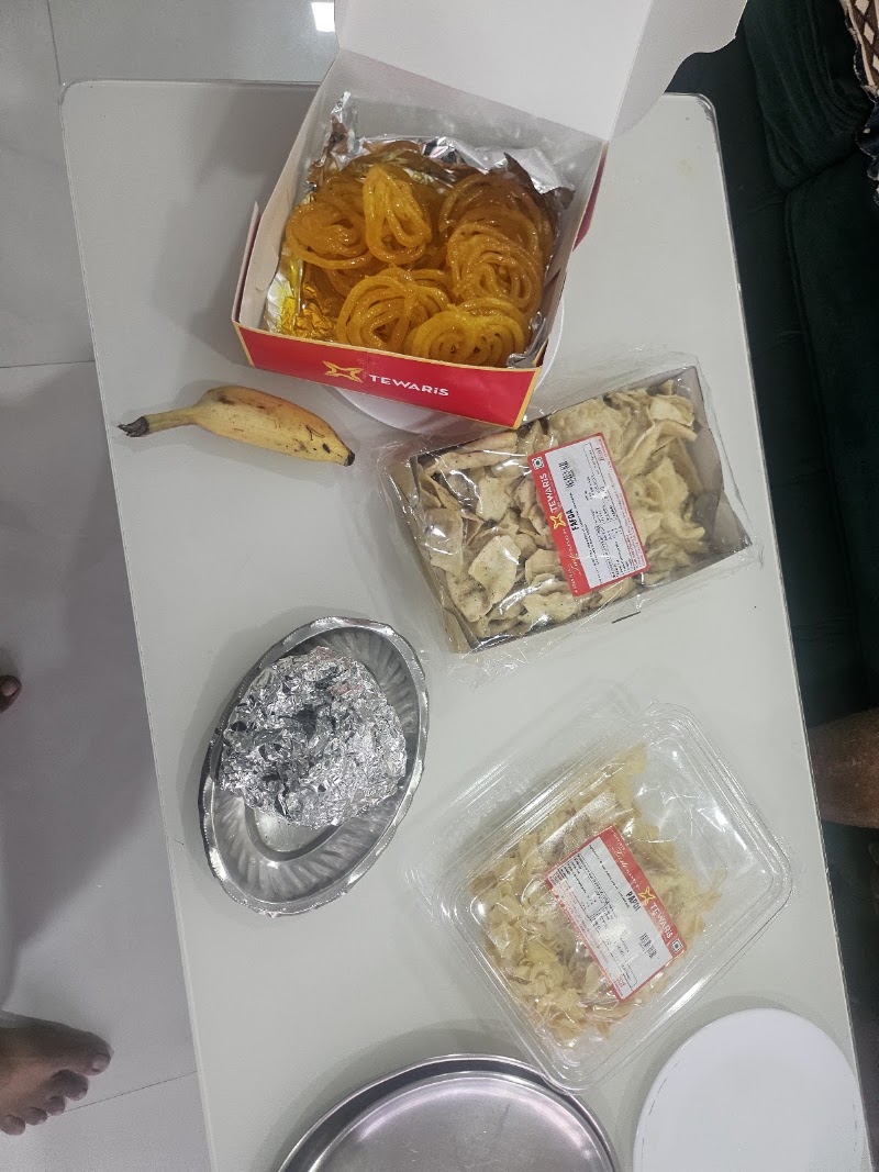 Tiwari Sweets and Farsan Mart - Tiwari Sweets and Farsan Mart, Haji Mulla Chawl, near Ganesh Mandir, TPS Colony, Nityanand Nagar, Ghatkopar West, Mumbai, Maharashtra 400086, India