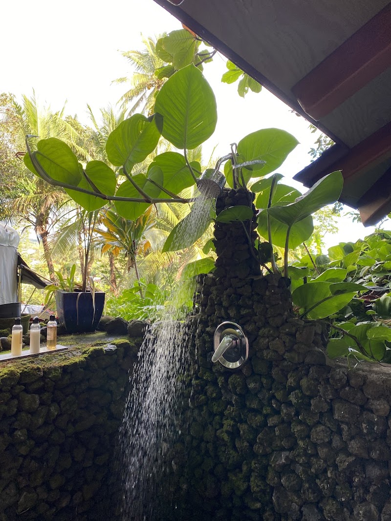 Luana Spa Retreat - Luana Spa Retreat 5050 Uakea Rd, Hana, HI 96713, USA