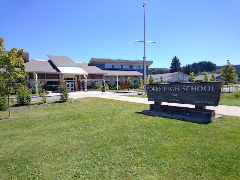 Forks High School - Forks High School, 261 Spartan Ave, Forks, WA 98331, USA