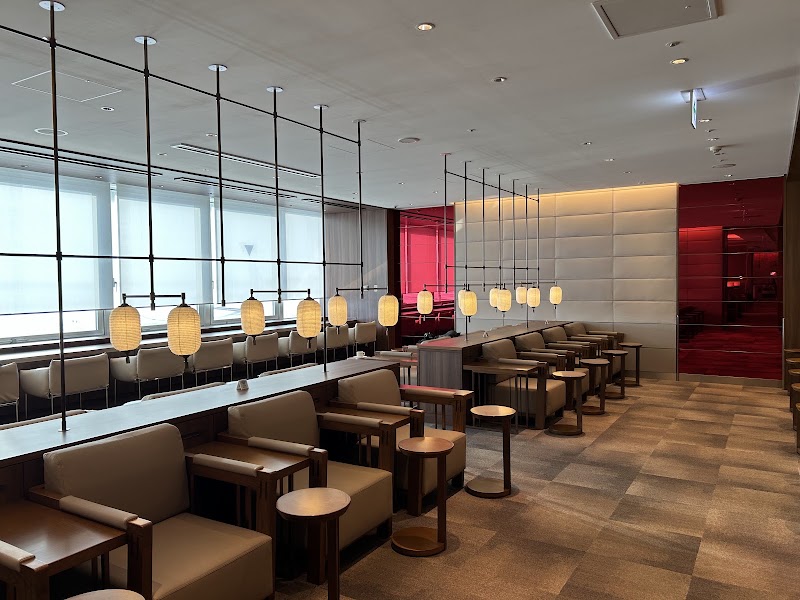 Diamond Premier Lounge Shin-Chitose Airport - Diamond Premier Lounge Shin-Chitose Airport 987-22 Bibi, Chitose, Hokkaido 066-0012, Japan