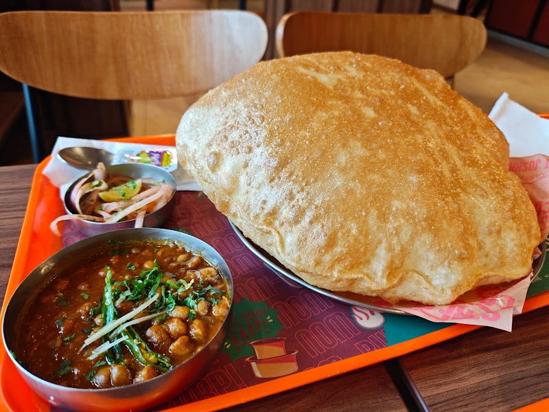 JOSHH - Indian Street Eats - JOSHH - Indian Street Eats Kalpak Corner – Shop 1-2-3-4 Guru Nanak Road, Off Turner Rd, Patkar Blocks, Bandra West, Mumbai, Maharashtra 400050, India