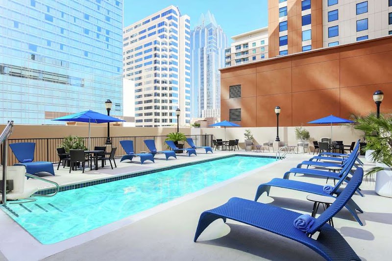 Hampton Inn & Suites Austin Downtown - Hampton Inn & Suites Austin Downtown, 200 San Jacinto Blvd, Austin, TX 78701, USA
