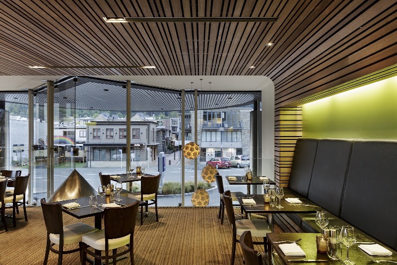 Novotel Queenstown Lakeside - Novotel Queenstown Lakeside Cnr Earl St, Marine Parade, And, Queenstown 9300, New Zealand