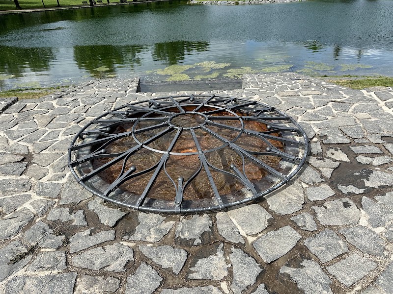 Letná Pond - Letná Pond Letenské sady 173, 170 00 Praha 7-Holešovice, Czechia