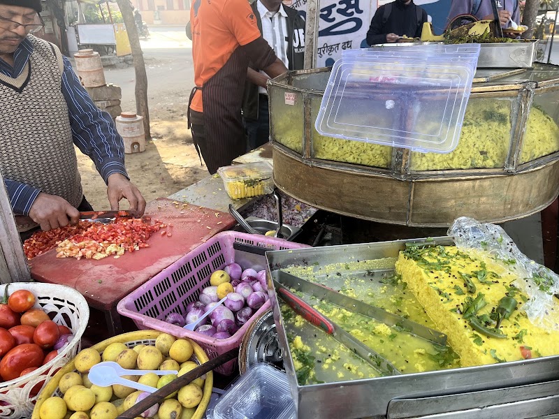 Balaji poha &fast food centre, Hawa Sadak Rd - Balaji poha &fast food centre, Hawa Sadak Rd Hawa Sadak Rd, C-Scheme, Hawa Sadak, Geejgarh Vihar Colony, Bais Godam, Jaipur, Jaipur Nagar Nigam Area, Rajasthan 302006, India