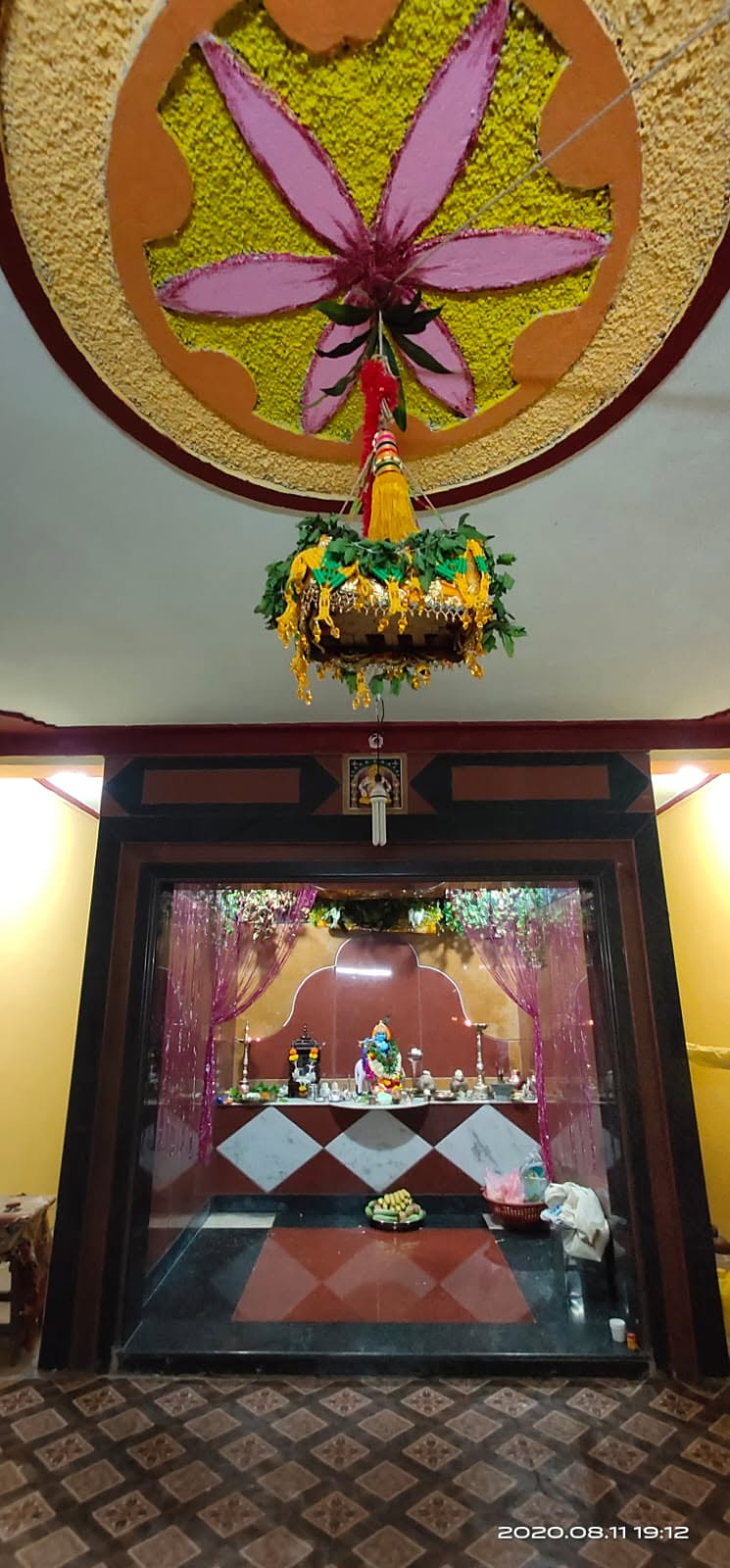 Acharekar Shri Krushna Mandir - Acharekar Shri Krushna Mandir WGWV+RR, Kochare, Maharashtra 416522, India