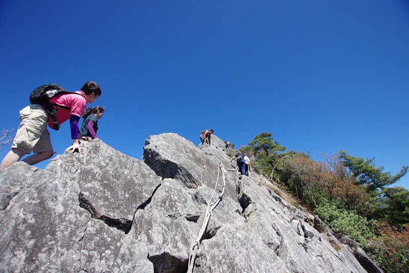 Yuanzui Mountain Trailhead - Yuanzui Mountain Trailhead, 424, Taiwan, Taichung City, Heping District, 200號林道