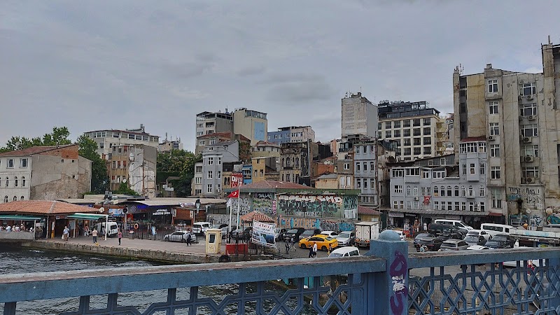 Galata Bridge - Galata Bridge, Kemankeş Karamustafa Paşa, Galata Köprüsü, 34425 Beyoğlu/İstanbul, Türkiye