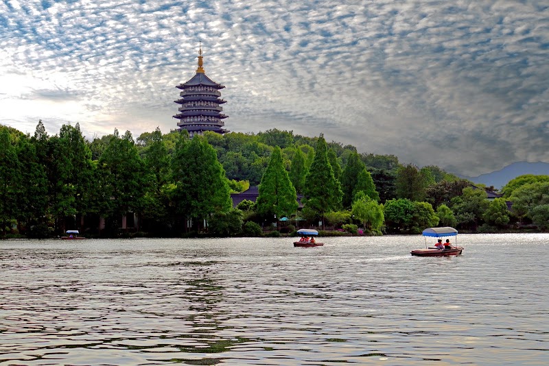 Xi Lake