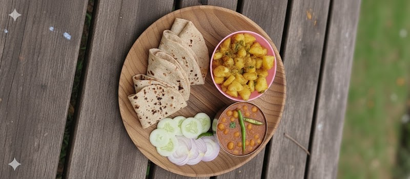 Apni Rasoi Pure Veg - Apni Rasoi Pure Veg Kala Pathar Rd, Makanpur, Nyay Khand 2, Indirapuram, Ghaziabad, Uttar Pradesh 201014, India