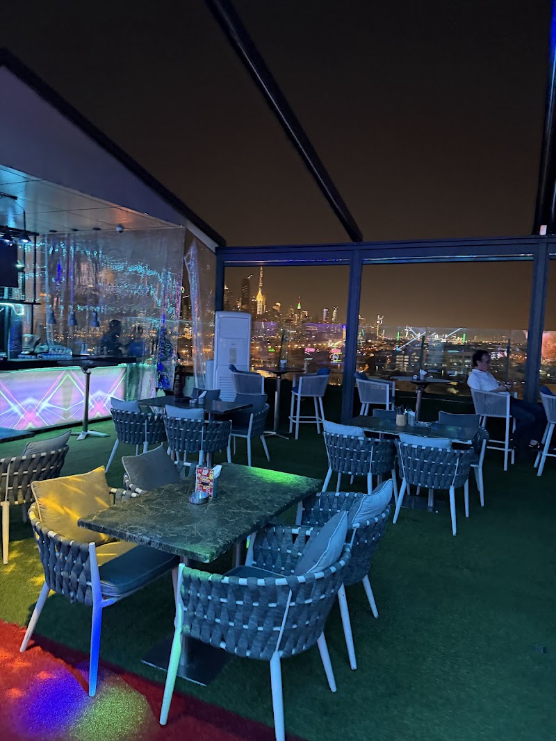 High Note Pool & Sky Lounge - High Note Pool & Sky Lounge Rooftop Level, Aloft Al Mina Hotel - الرفاعة - دبي - United Arab Emirates