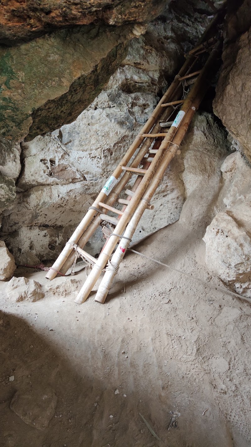 Bat Cave - Bat Cave 2R5P+7JC, Ao Nang, Mueang Krabi District, Krabi 81000, Thailand