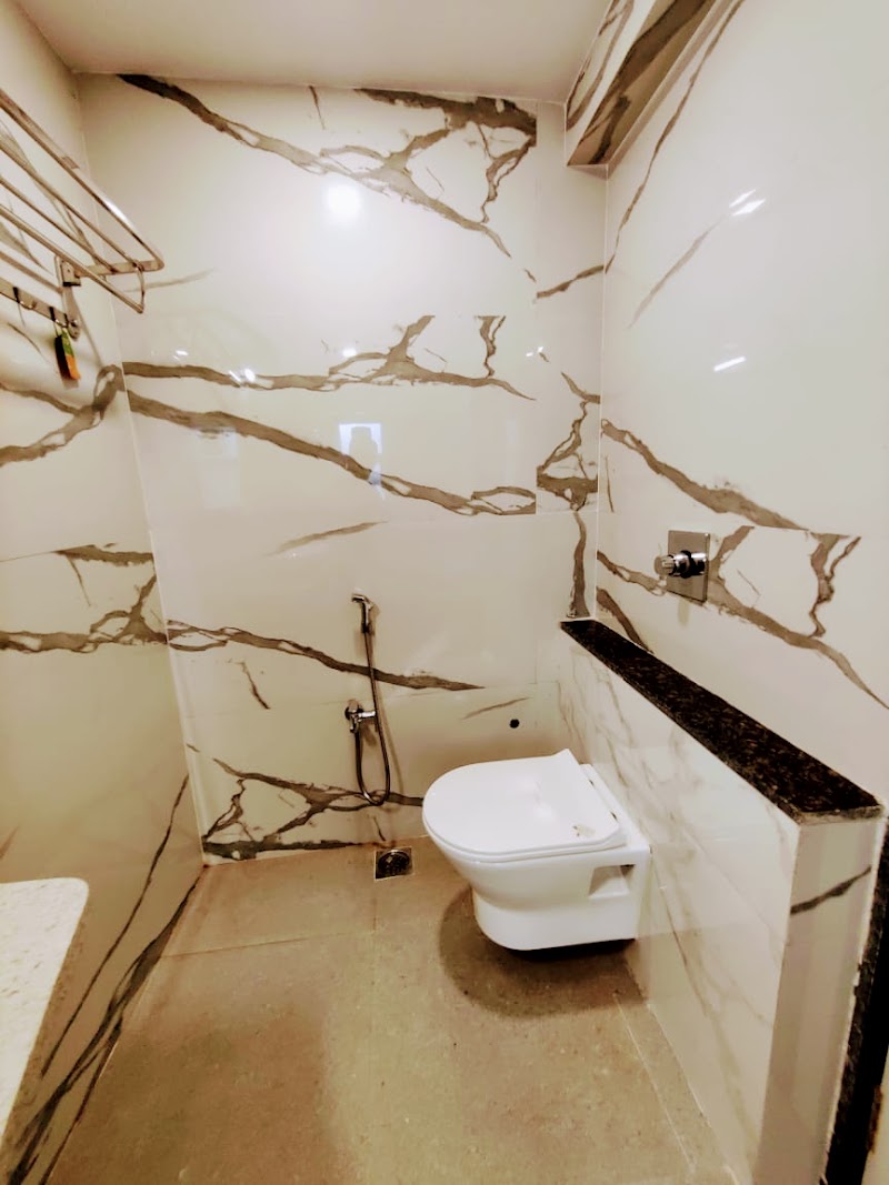 Hotel Forest View, Mahabaleshwar - Hotel Forest View, Mahabaleshwar Hotel Forest View, 299/B, Behind hotel Latanand Residency, Tanu Patel Street Main Market, Mahabaleshwar, Maharashtra 412806, India