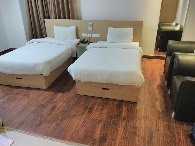 Hyphen Business Hotels - Hyphen Business Hotels Supertech Building, C 45, C Block, Phase 2, Industrial Area, Sector 62, Noida, Uttar Pradesh 201301, India