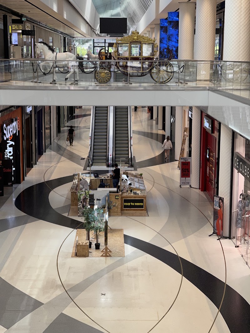 TLV Mall - TLV Mall Carlebach St 4, Tel Aviv-Yafo, 6713208, Israel