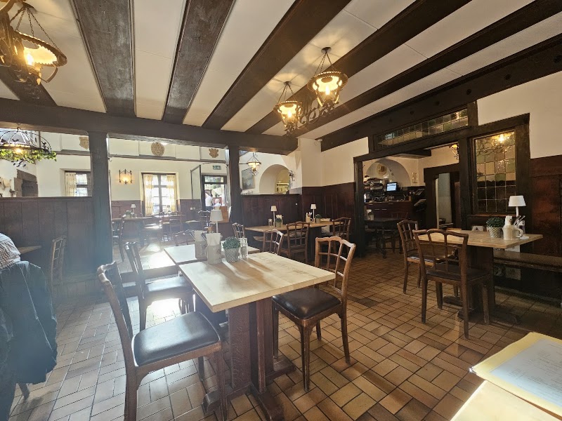 Gasthaus Goldener Hirschen - Gasthaus Goldener Hirschen Kirchstraße 8, 6900 Bregenz, Austria