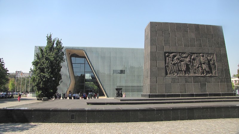 Mordechaja Anielewicza 6 - Mordechaja Anielewicza 6, 00-157 Warszawa, Poland