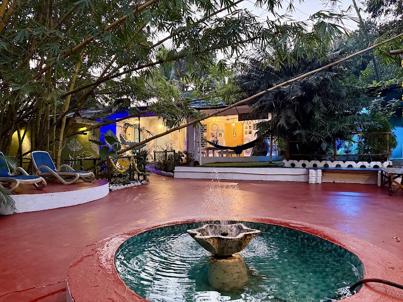 Endless Blue Hostel & Cafe Private Limited - Endless Blue Hostel & Cafe Private Limited Zor Waddo, 234, Vagator Beach Rd, near St. Anthony's Hospital, Anjuna, Goa 403509, India