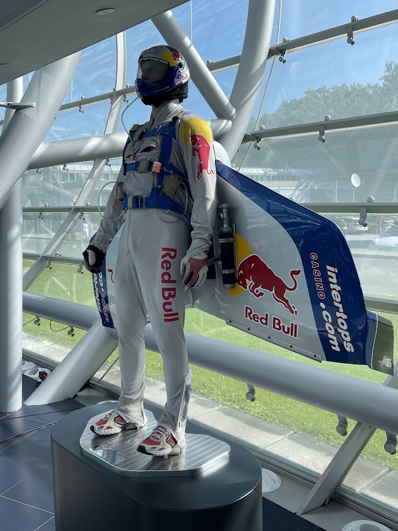 Red Bull Hangar-7 - Red Bull Hangar-7 Wilhelm-Spazier-Straße 7a, 5020 Salzburg, Austria