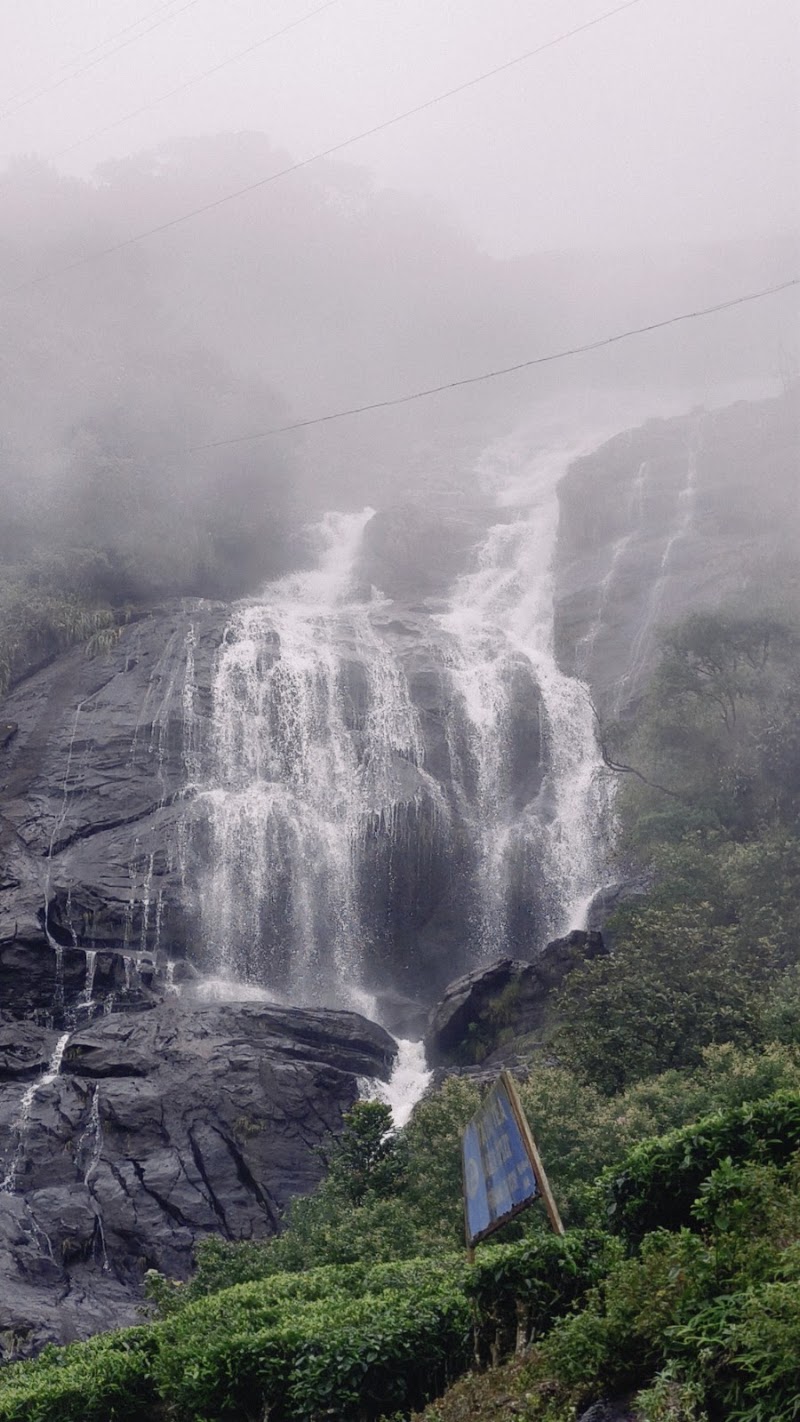 Valley view Gap road - Valley view Gap road 33GQ+F6H, Munnar, Kannan Devan Hills, Kerala 685612, India