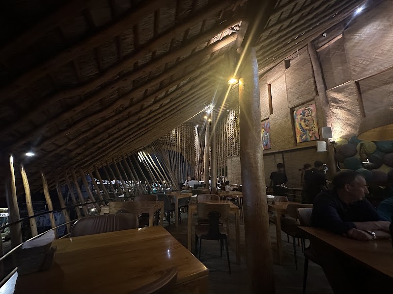 Café UFO Ella - Café UFO Ella 57 Wellawaya-Ella-Kumbalwela Hwy, Ella 90090, Sri Lanka