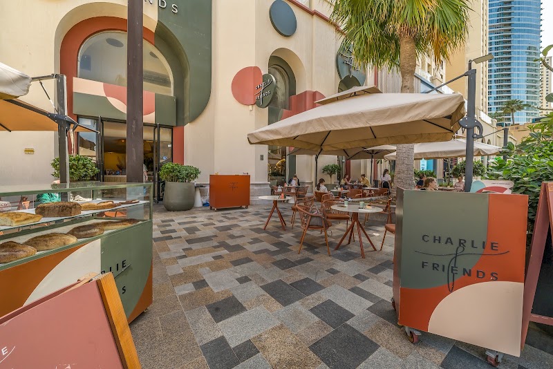 Charlie & Friends - Charlie & Friends besides movenpick - Marina - The Walk - Marsa Dubai - Jumeirah Beach Residence - Dubai - United Arab Emirates