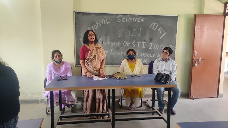 Indira Gandhi Govt. Arts, Science and Commerce College Vaishali Nagar Bhilai Durg C.G. - Indira Gandhi Govt. Arts, Science and Commerce College Vaishali Nagar Bhilai Durg C.G., 69C6+VFV, Vaishali Nagar, Bhilai, Chhattisgarh 490026, India