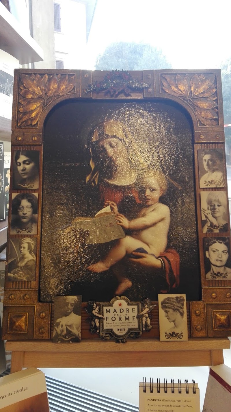 Libreria L' OraBlu - Libreria L' OraBlu, Viale dei Mille, 27 R, 50131 Firenze FI, Italy