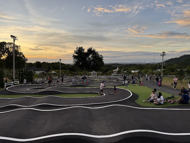 Wisdom Valley - Wisdom Valley X22C+V93, Tambon Khao Mai Kaeo, Amphoe Bang Lamung, Chang Wat Chon Buri 20150, Thailand