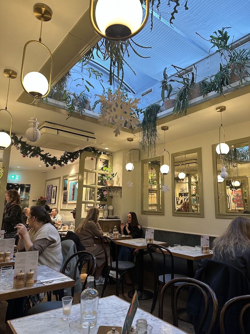Mildreds Soho - Mildreds Soho 45 Lexington St, Carnaby, London W1F 9AN, UK