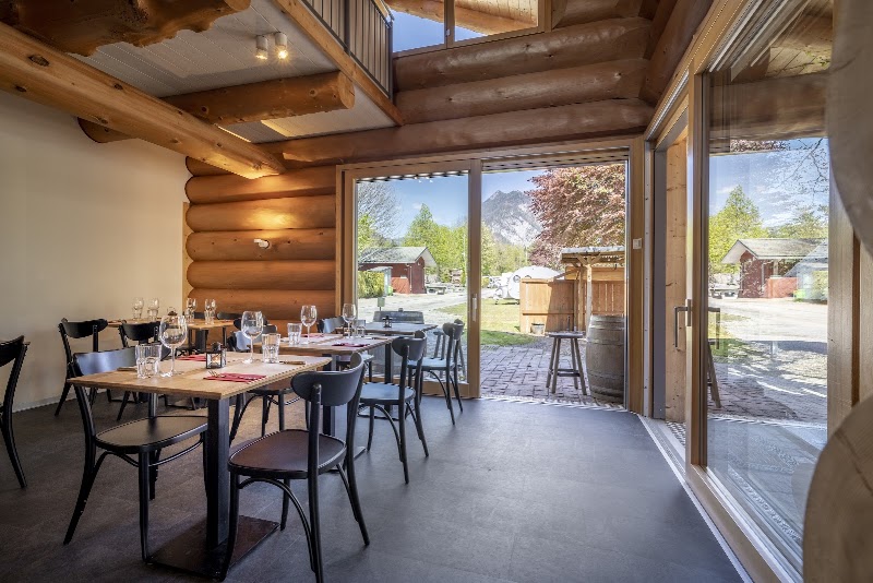 Camping Alpenblick - Camping Alpenblick Seestrasse 130, 3800 Unterseen, Switzerland