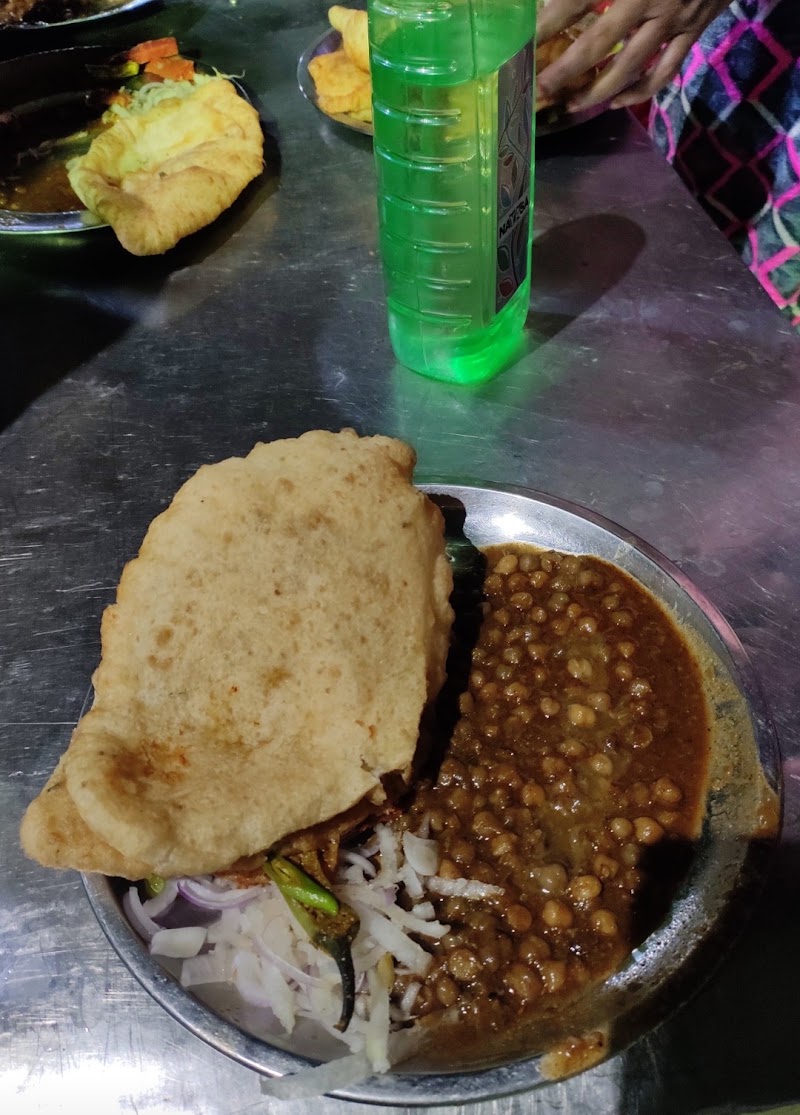 Chole Bhature (Vishal Chowhan)