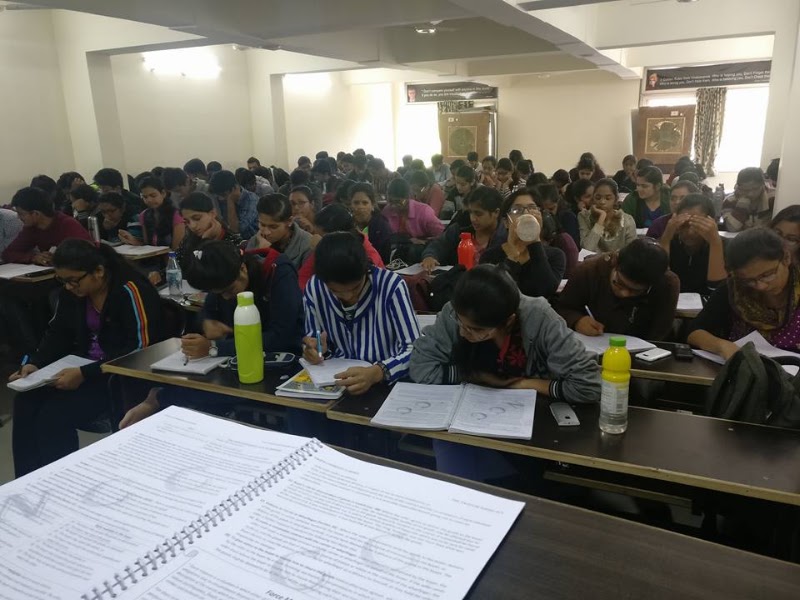 NAHTA Classes - 11th, 12th, CA, CS, CMA - NAHTA Classes - 11th, 12th, CA, CS, CMA, Nahta Classes, Tagore Nagar Main Rd, opp. Tirupati Apartment, SBI Colony, Pachpedi Naka, Raipur, Mathpurena, Chhattisgarh 492001, India