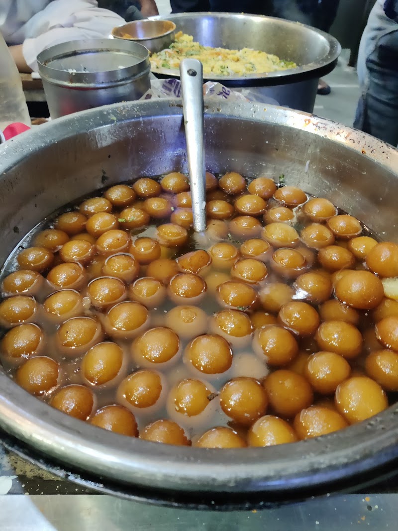Joshi Dahi Bada House - Joshi Dahi Bada House 24, Bada Sarafa, Sarafa Bazar, Indore, Madhya Pradesh 452002, India