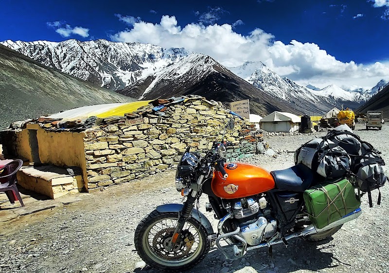 Chandartaal water crossing - Chandartaal water crossing, 9JM7+WWQ, Chandratal Rd, Dhar Pallamo, Himachal Pradesh 175140, India