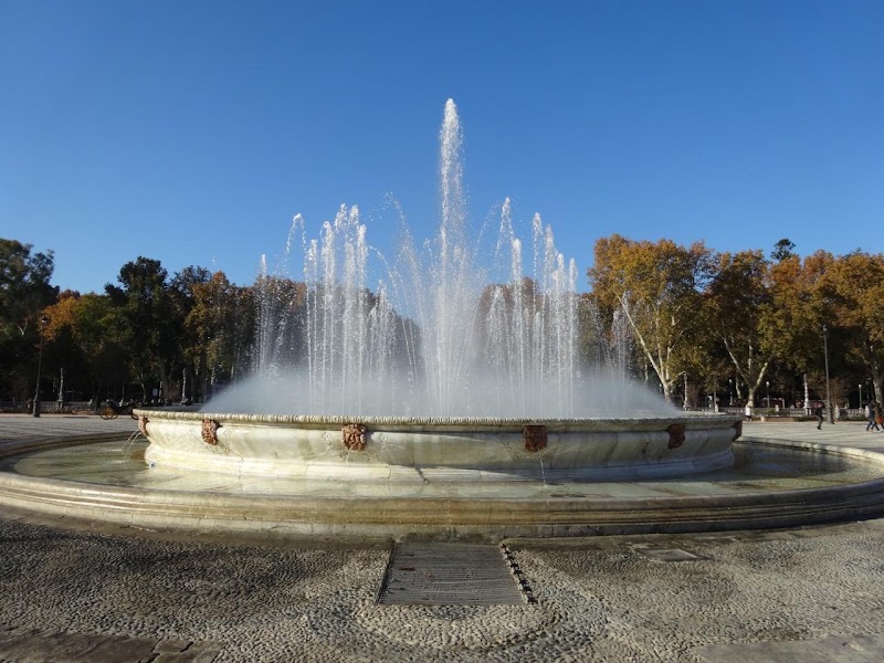 Fuente Plaza de España - Fuente Plaza de España 41013 Seville, Spain