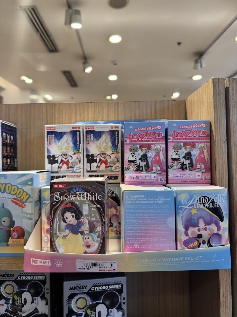 Fully Booked - Fully Booked L5, The, SM City North EDSA, Epifanio de los Santos Ave, Quezon City, 1105 Metro Manila, Philippines