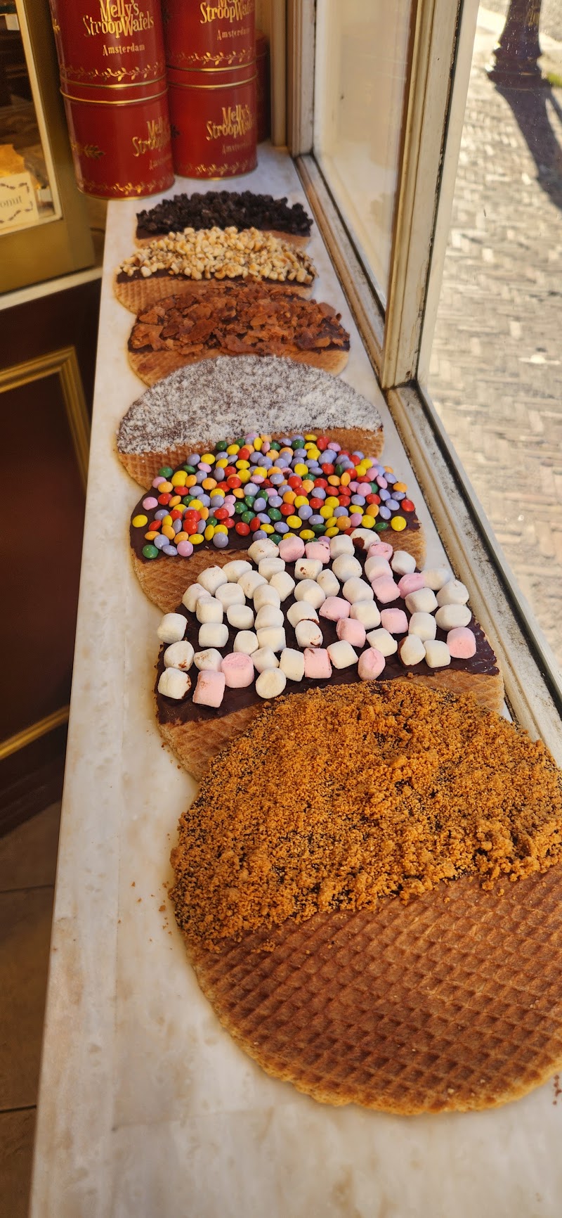 Melly's StroopWafels - Melly's StroopWafels Nieuwezijds Voorburgwal 141, 1012 RJ Amsterdam, Netherlands