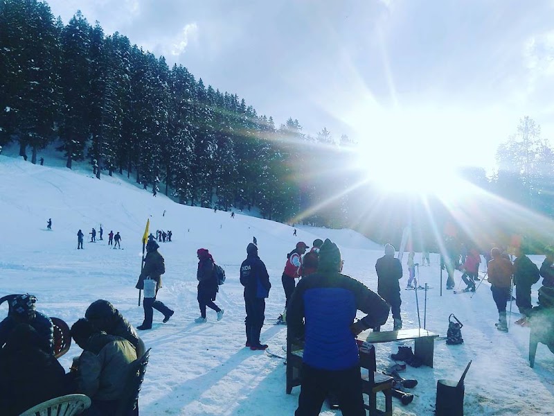 Circuit House - Circuit House, 7F27+8J7, Narkanda, Himachal Pradesh 171213, India