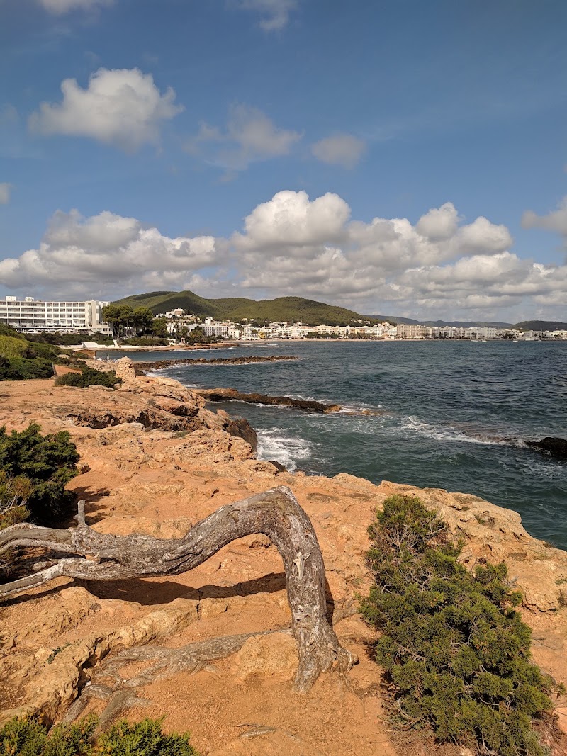 Es Caló de s'Alga - Es Caló de s'Alga, 07840 Santa Eulària des Riu, Balearic Islands, Spain