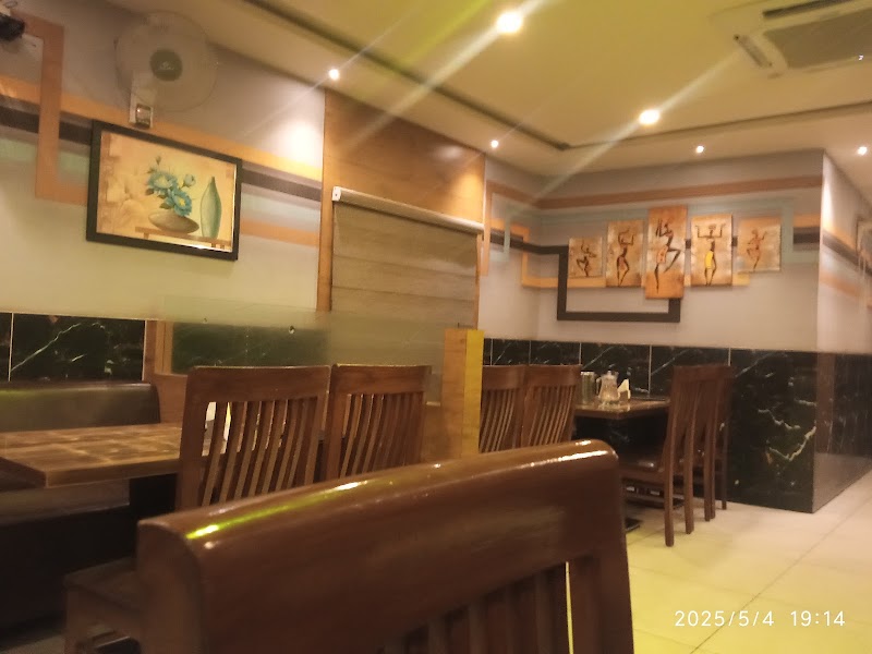 Saviruchi Veg - Saviruchi Veg, Sri Venkateshwara Arcade, Malavalli, Karnataka 571430, India
