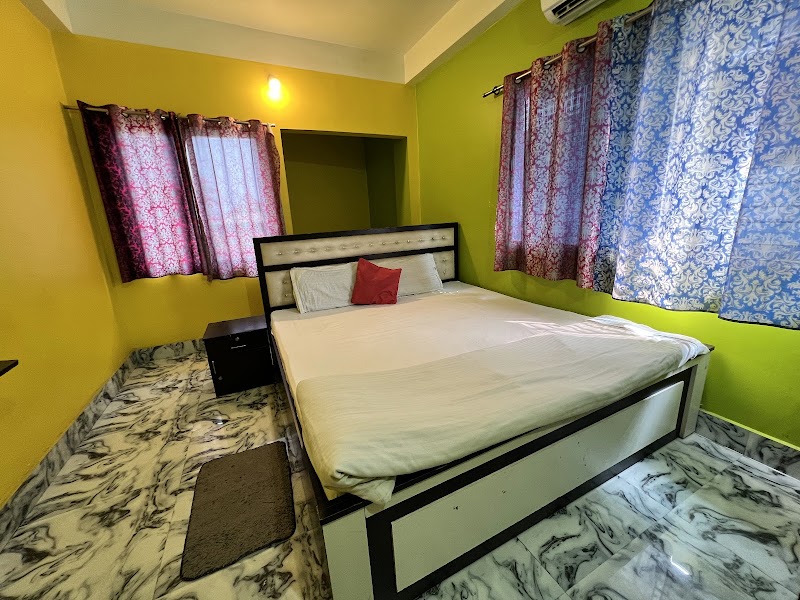 Hotel radharani - Hotel radharani Shankar Rd, Ward 35, Babupara, Siliguri, West Bengal 734007, India
